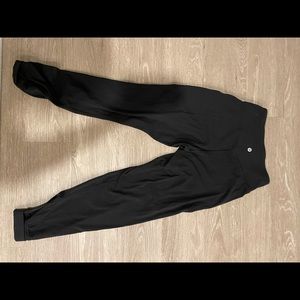 Lululemon black aligns joggers